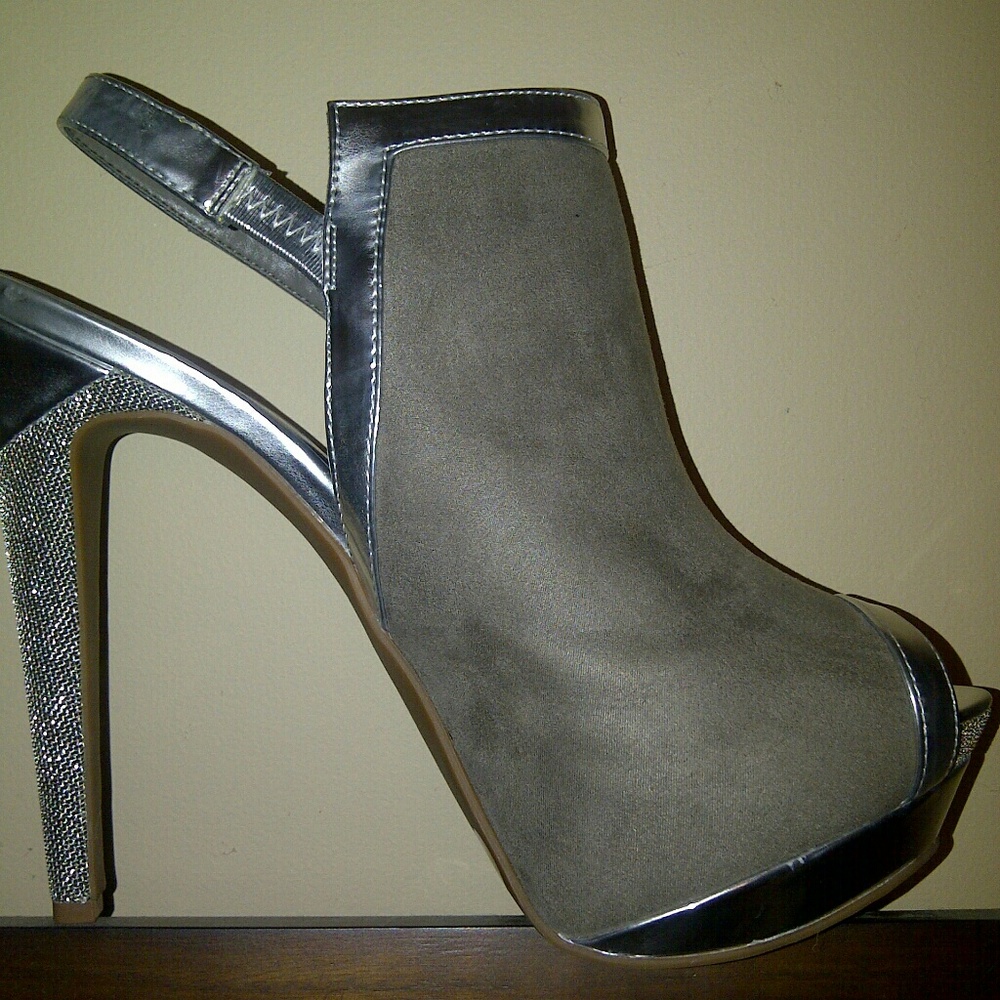 Jessica Simpson platform stilettos